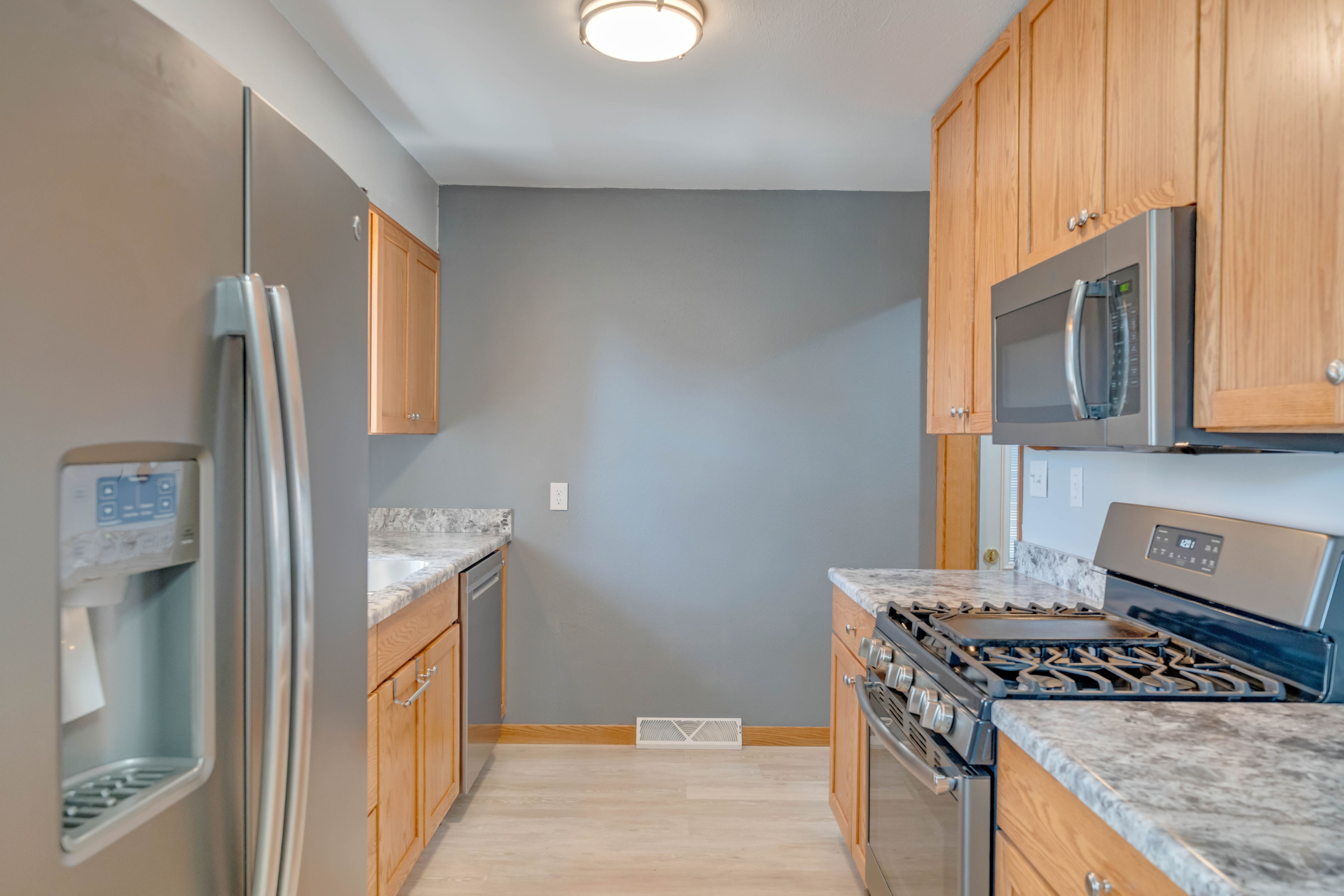 Listing Photo: 320 Burlington Ave, Martensdale, IA 50160 (7 of 34)